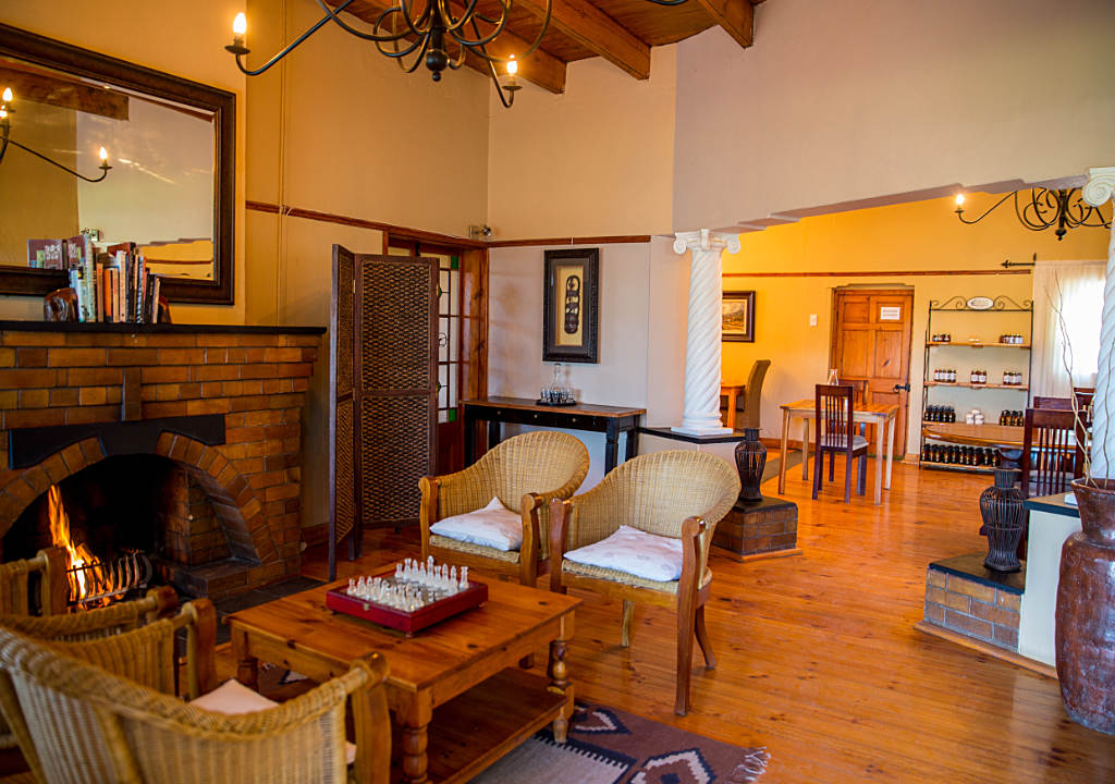 Lounge and Dining room at Olive Grove Lounge and Dining room at Olive Grove
